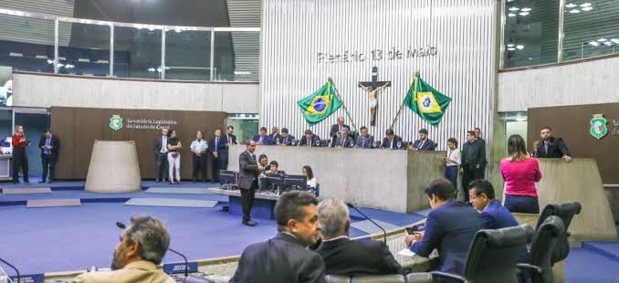 Deputados estaduais devem votar nesta terça-feira a proibição de anistia em motins de PMs