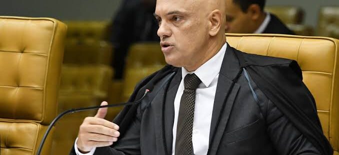 Alexandre de Moraes determina quebra de sigilos bancário e fiscal de investigados incluindo o período da campanha eleitoral de 2018