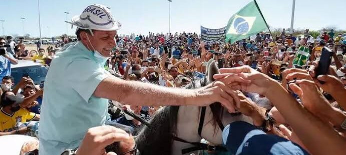 Em clima de campanha, Bolsonaro faz visitas a cidades da Bahia e Piauí para agradar líder do Centrão