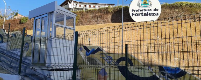 Morro Santa Terezinha em Fortaleza ganha elevador sobre trilhos para a população