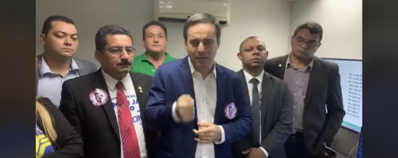 Camilo Santana diz que Capitão Wagner participou ativamente de motim de encapuzados da PM