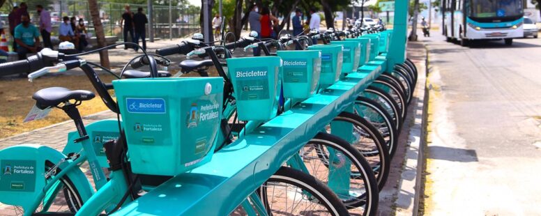 Prefeito Roberto Cláudio inaugura seis novas estações do Bicicletar no Jóquei Clube, Parangaba e Messejana