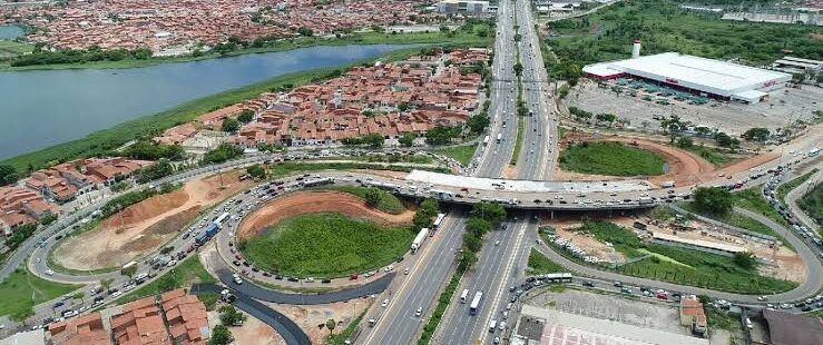 Liberação total do novo viaduto do Makro, em Fortaleza, acontece nesta sexta-feira