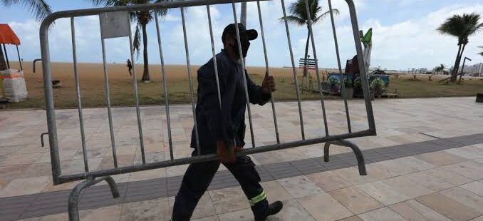 Bloqueio de acesso ao Aterro na Praia de Iracema no Réveillon terá reforço de PM, Corpo de Bombeiros, Guarda Municipal e AMC