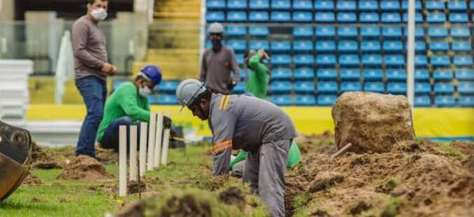 Prefeitura reúne clubes para definir reforma do estádio Presidente Vargas