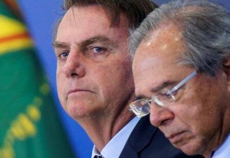 Mercado financeiro reage a interferência de Bolsonaro na Petrobras, que já perdeu R$ 102,5 bilhões em valor de mercado