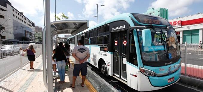 Lei de congelamento de preço da passagem de ônibus em Fortaleza até dezembro é aprovada na Câmara