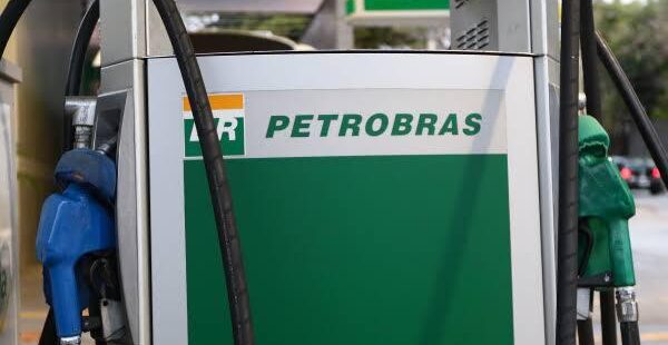 Petrobras anuncia novo aumento na gasolina, no diesel e gás de cozinha