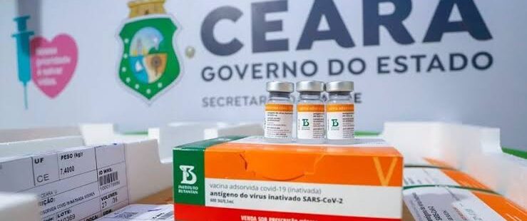 Ceará recebe novo lote de 470 mil doses da Coronavac para ampliar vacinação em adultos