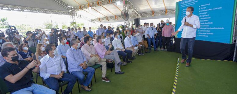 Camilo Santana avalia que ainda não é momento de festas de Réveillon e Carnaval com grandes concentrações de pessoas