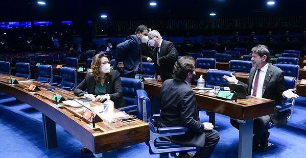 Senador Cid Gomes denuncia discriminação do Governo Bolsonaro com estados que têm governadores de oposição