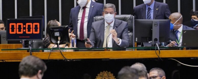 Câmara dos Deputados aprova em primeiro turno a PEC dos Precatórios com margem de quatro votos