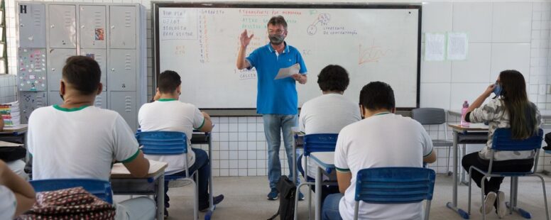 Camilo Santana antecipa pagamento do rateio do Fundeb para os professores nesta sexta-feira