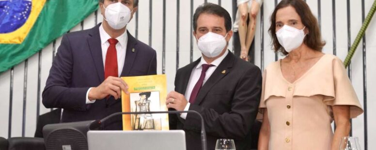 Camilo Santana faz balanço de ações na Assembleia e desconversa sobre deixar o Governo em abril