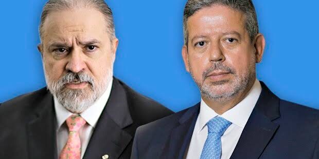 Arthur Lira e Augusto Aras se mantêm omissos sobre ataques de Bolsonaro ao sistema eleitoral e vexame perante diplomatas