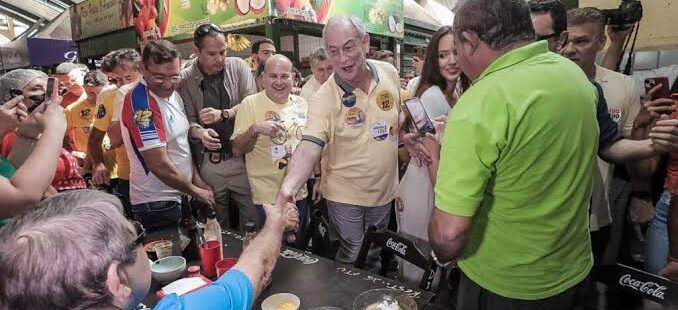 Ciro Gomes cumpre agenda em Fortaleza com RC e fala em “traição” de ex-aliados políticos