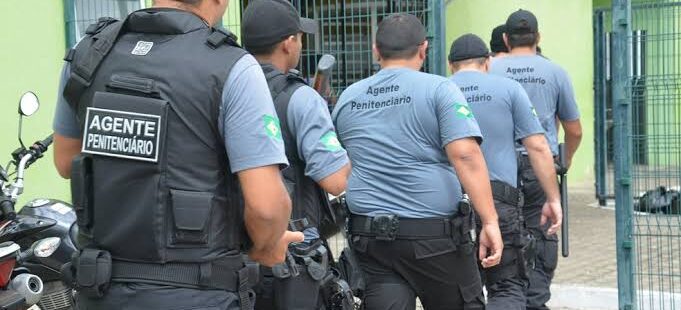 Agentes penitenciários do Ceará vão utilizar câmeras nos uniformes