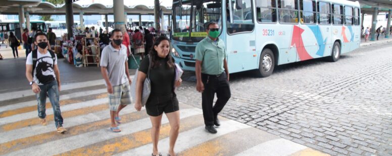 Passagem de ônibus em Fortaleza sobe para R$ 4,50 e meia reduz para R$ 1,50