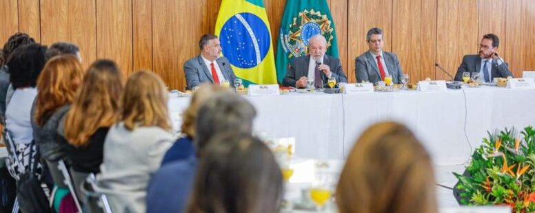 Comitiva de Lula para a China terá presidente do Senado e parlamentares cearenses