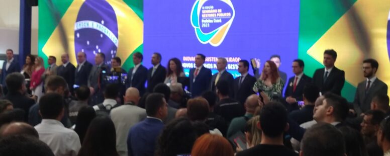 Prefeitos do Ceará discutem melhorias na administração pública em seminário no Centro de Eventos