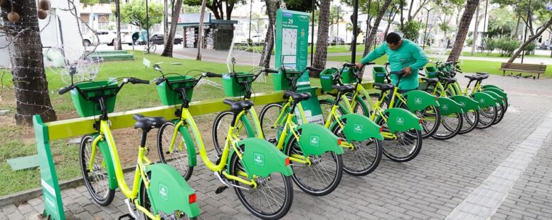 Prefeito José Sarto assina ordem de serviço para 30 Microparques Urbanos e anuncia novas estações do Bicicletar