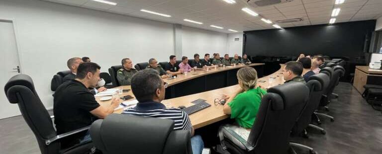 Cúpula da Segurança Pública se reúne para definir ações em resposta a crimes no fim de semana em Caucaia e Aracoiaba