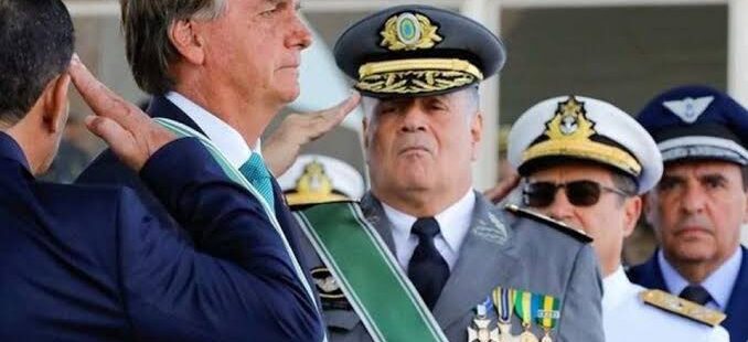 Alexandre de Moraes tira sigilo dos depoimentos de investigados por golpe. Ex-comandantes do Exército e da Aeronáutica colocam Bolsonaro no centro da trama