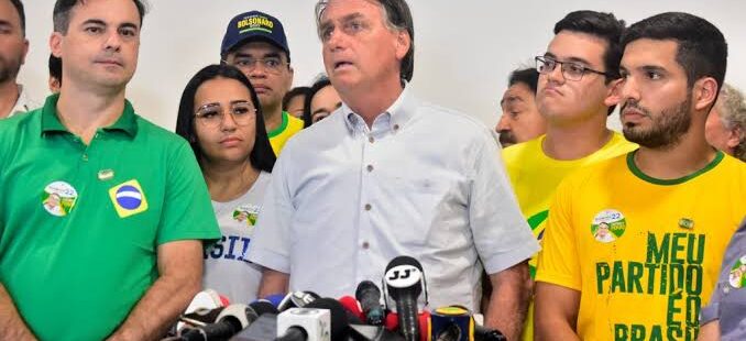 Bolsonaro promete vir ao Ceará em abril para lançar pré-candidatura de André Fernandes à Prefeitura de Fortaleza