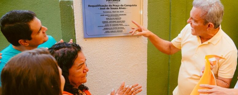 Prefeito José Sarto assina ordem de serviço para reassentamento de lagoa no Floresta e entrega unidade do Projeto Costurando o Futuro no Antônio Bezerra