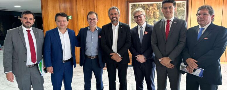 Governos Federal e Estadual fecham acordo para novo local da Usina de Dessalinização na Praia do Futuro