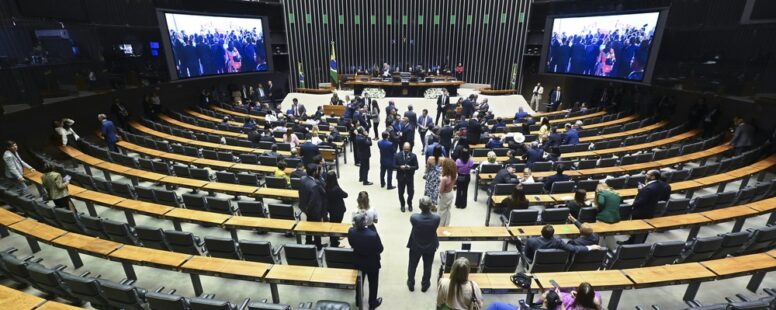 Com parlamentares em ritmo de São João nas suas cidades, Congresso Nacional terá semana esvaziada