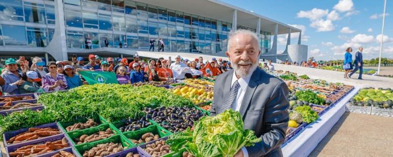 Plano Safra prevê R$ 400 bilhões em créditos para médios e grandes produtores rurais. Lula volta a defender isenção de imposto sobre carne