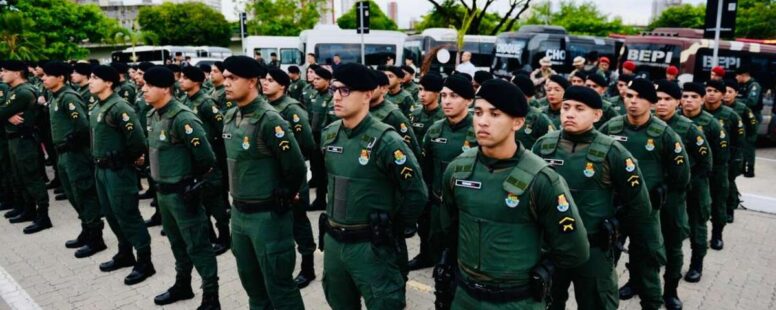 Paradas de ônibus em Fortaleza ganham o reforço de 220 novos policiais militares