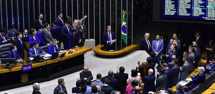 Câmara Federal aprova regulamentação da Reforma Tributária. Imposto da carne é zerado