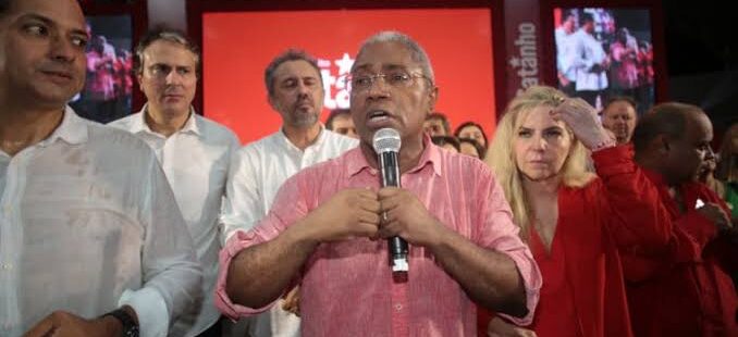 Petista Waldemir Catanho lança candidatura em Caucaia com apoio de Camilo, Elmano, Luizianne, Evandro e Vitor Valim