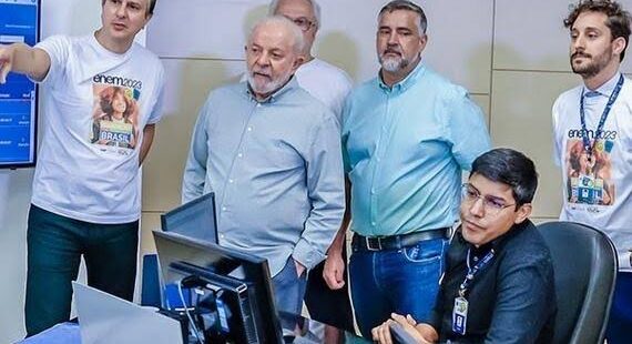 Lula e Camilo Santana acompanham primeiro dia do Enem 2024 e celebram aumento no número de inscrições neste ano