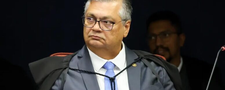 Ministro Flávio Dino libera parte das emendas bloqueadas, mas mantém Congresso sob pressão