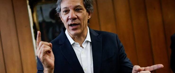 Ministro Fernando Haddad assegura continuidade do Programa Pé-de-Meia mesmo com bloqueio de recursos pelo TCU