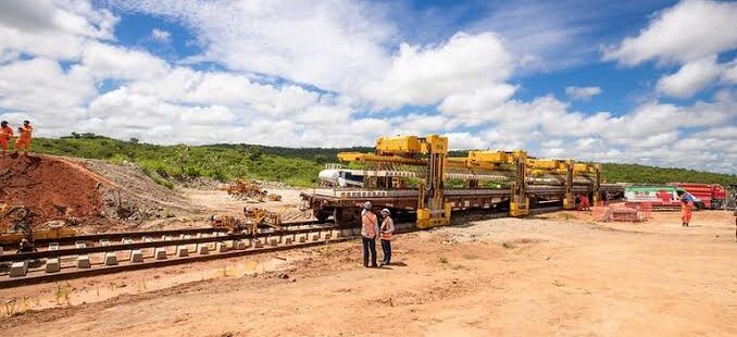 Nova ordem de serviço dá início a construção de mais um trecho da Ferrovia Transnordestina no Ceará