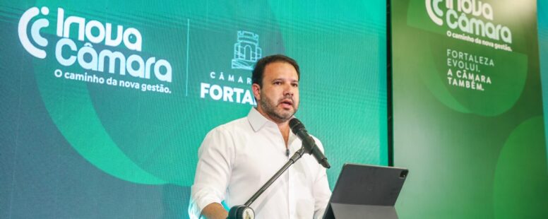 Em encontro com servidores, Léo Couto apresenta nova identidade visual da Câmara Municipal de Fortaleza baseada na inovação, inclusão e sustentabilidade