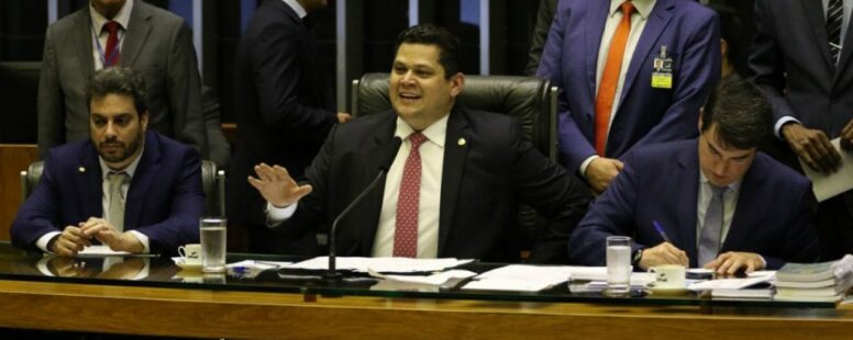 Governo Lula se prepara para enfrentar CPMI do INSS e mostrar que as fraudes começaram ainda com Jair Bolsonaro