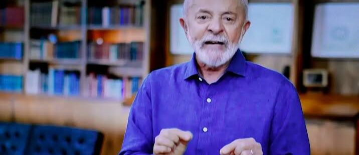 Na passagem do 1° de Maio, Lula envia ao Congresso Nacional projeto de isenção do IR para quem ganha até R$ 5 mil e abre discussão sobre redução de jornada de trabalho