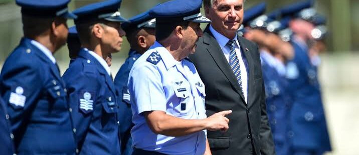 Depoimento de ex-comandante da Aeronáutica no STF agrava ainda mais a situação de Jair Bolsonaro e do almirante Almir Garnier