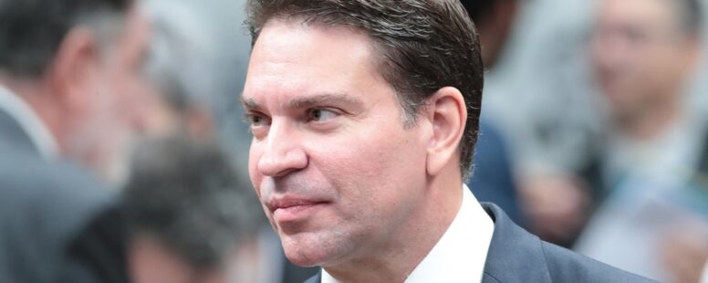Câmara suspende processo contra Alexandre Ramagem por envolvimento em tentativa de golpe. STF deve barrar blindagem do deputado