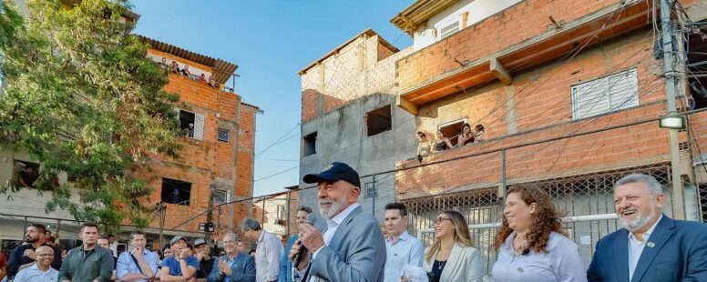 Lula intensifica agenda nas periferias para defender tributar os ricos em resposta à crise política. Presidente assume comando do Mercosul na quinta-feira