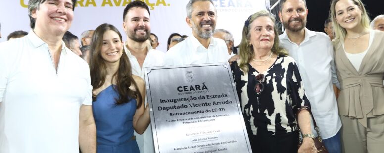 Governo do Ceará entrega nova estrada que liga sede de Granja a distritos com investimento de R$ 43 milhões de reais