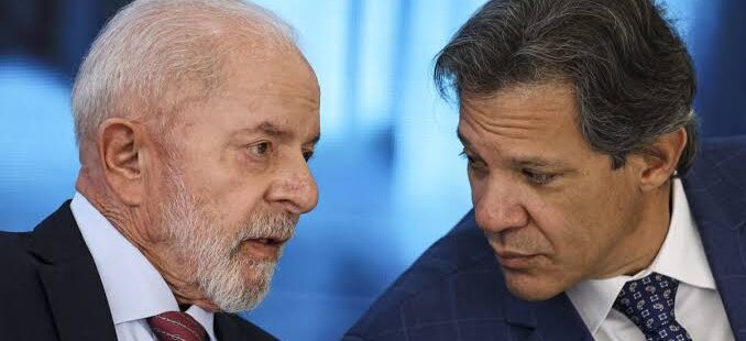 Governo Federal sofre derrota no Congresso com derrubada do IOF. Lula cobra justiça fiscal e busca realinhar base governista