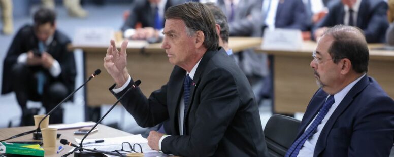 Apesar da pressão dos EUA, nada muda no processo jurídico contra Jair Bolsonaro e filho Eduardo Bolsonaro pode  responder por conspirar contra soberania nacional