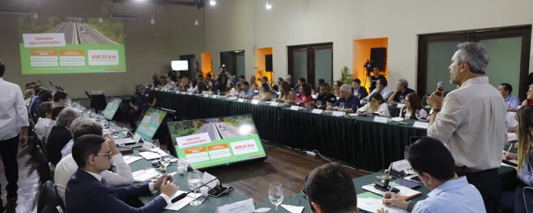 Governador Elmano de Freitas reúne secretariado estadual neste sábado na Residência Oficial