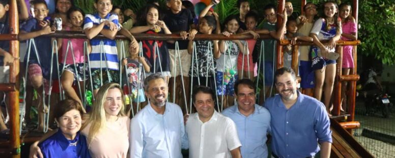 Elmano de Freitas e Evandro Leitão entregam Zona Viva no bairro Édson Queiroz, em Fortaleza. Prefeito completa seis meses à frente da Capital